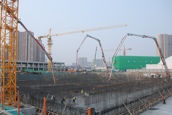 21小時！四分公司西南水廠項目核心工程清水池基礎澆筑1600立方米
